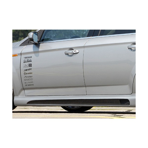 Rieger Tuning boční prahy s prolisem a výřezy pro Ford Mondeo (BA7) Kombi/Coupé/Sedan, r.v. od 03/20