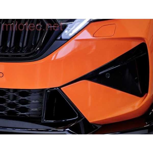 Škoda Octavia IV RS Facelift 09/2024-> - přívod vzduchu černý lesklý