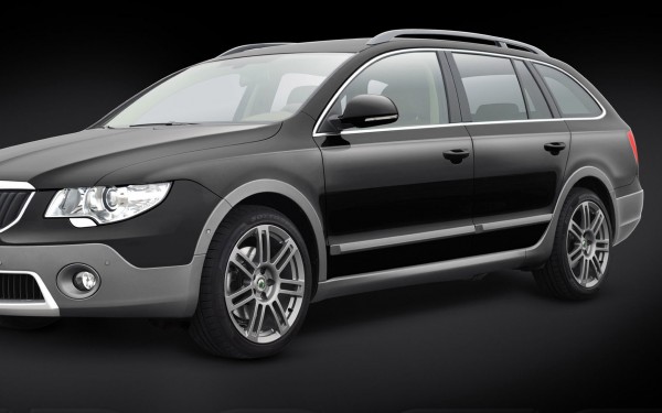 Škoda Superb II - Dveřní nástavce CROSS