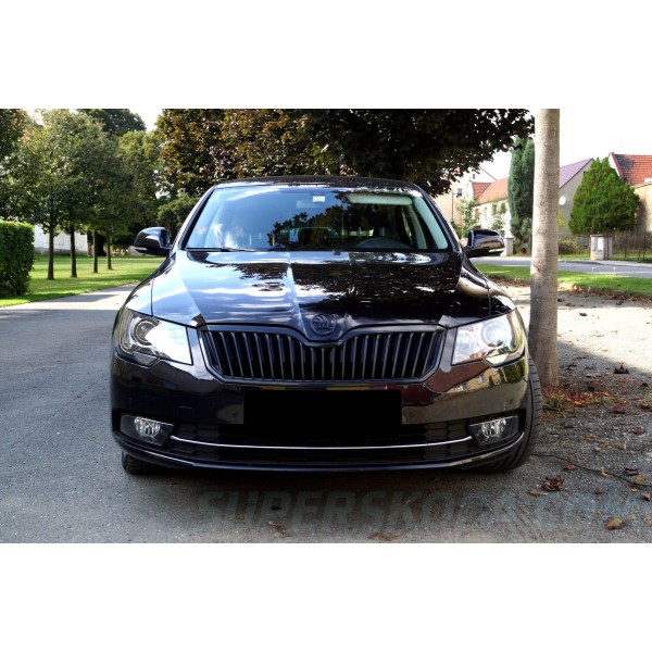 Škoda Superb II facelift 13-15 - maska BLACK MAGIC