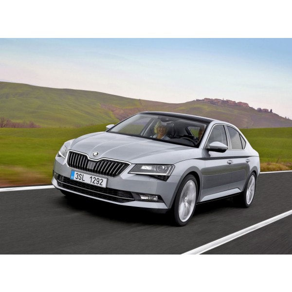Škoda Superb III  - 3-dílný set lišt do předního nárazníku Brilliant silver (A7W)
