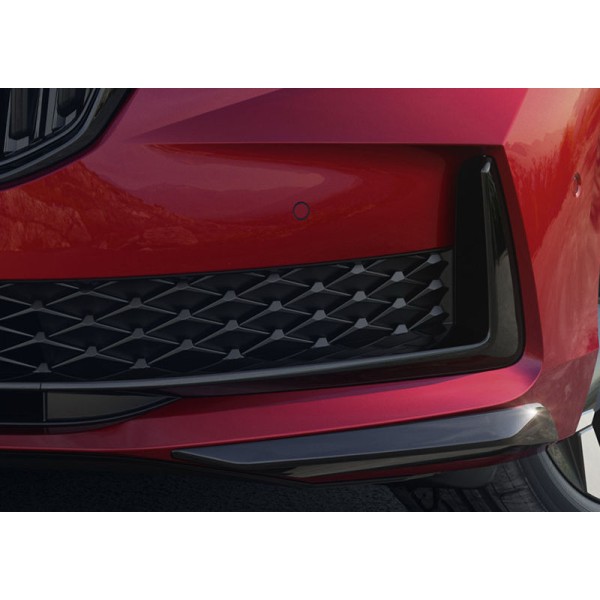 Škoda Superb IV - Boční rámečky do předního nárazníku GLOSSY BLACK SPORTLINE sada 2ks