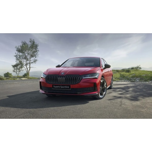 Škoda Superb IV - Sportovní výplň masky GLOSSY BLACK SPORT LINE