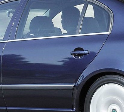 Škoda Superb - Chromová lišta okna zadní levá