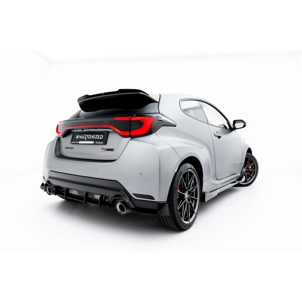 Toyota GR Yaris MK4 Facelift, boční difuzory pod zadní nárazník ver.2, Maxton design