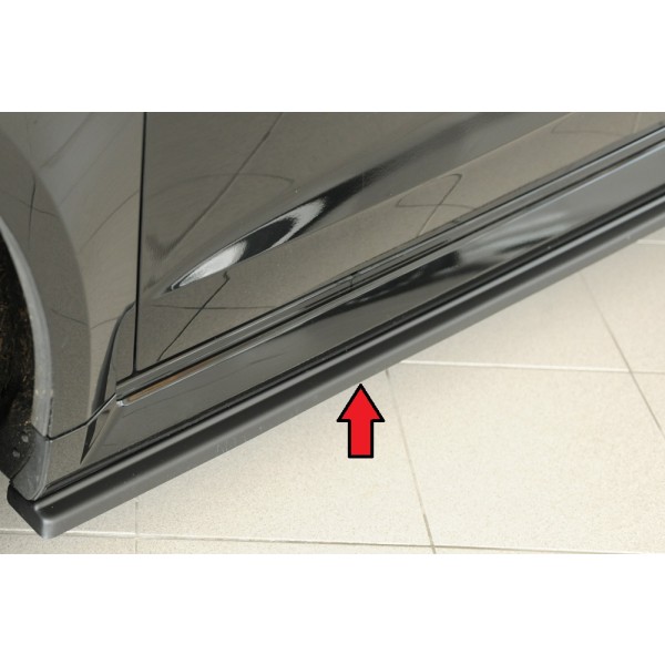 Rieger spoiler pod boční práh mont. strana levá pro Audi RS3 8V 5-dvéř. (sportback 8VA / 8VF), r.v. 02/17-, plast ABS bez povrchové úpravy