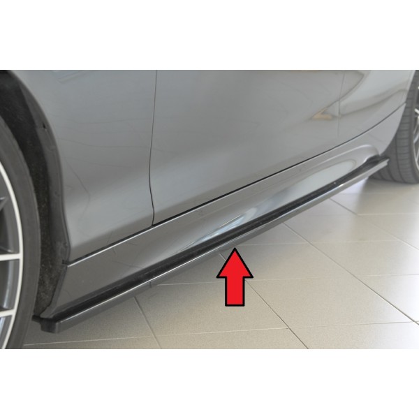 Rieger spoiler pod boční práh mont. strana levá pro BMW řada 1 F20 sedan / 4-dvéř. vč. faceliftu, 05/2015-, 09/11-03/2015, plast ABS lakovaný do černé lesklé barvy