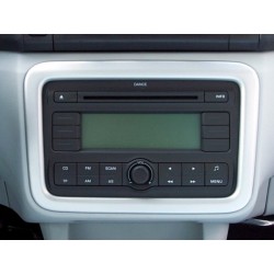 Škoda Roomster - Dekor interiéru, (rámeček kolem rádia) ABS-stříbrný matný