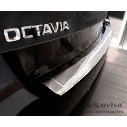 Škoda Octavia IV combi 2019-> - lišta hrany kufru