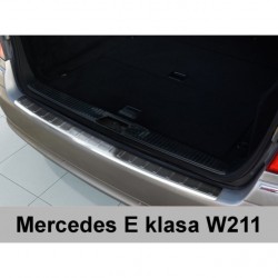 Ochranný panel zadního nárazníku nerez - Mercedes Benz E S211 Combi (03/2003 - 07/2009)