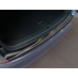 Škoda Kodiaq 16- - lišta hrany kufru černá leštěná
