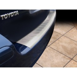 NEREZ Kryt prahu zadních dveří Toyota AVENSIS II Combi