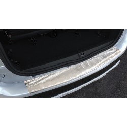 NEREZ Kryt prahu zadních dveří Dacia Lodgy