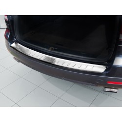 NEREZ Kryt prahu zadních dveří Volkswagen TOUAREG I