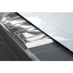 NEREZ Kryt prahu zadních dveří Opel VIVARO