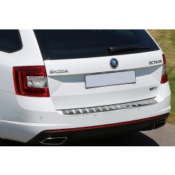 NEREZ Kryt prahu zadních dveří Škoda Octavia III RS kombi