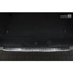 NEREZ Kryt prahu zadních dveří Mercedes Vito / Viano II W639 - leštěný