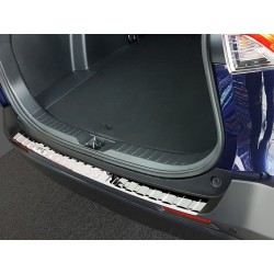 NEREZ Kryt prahu zadních dveří Toyota RAV 4 V - leštěný