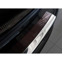 NEREZ Kryt prahu zadních dveří Audi Q5 / SQ5 - červený karbon-nerez