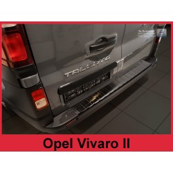 NEREZ Kryt prahu zadních dveří Opel Vivaro - černý grafit