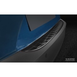 NEREZ Kryt prahu zadních dveří Mazda CX-3