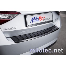Škoda Superb III sedan 15-19 + facelift - práh pátých dveří s výstupky ABS-černá metalíza
