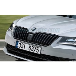 Škoda Superb III - kryt radaru do masky černý