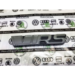 Škoda Kodiaq logo přední masky RS v barvě STEEL GREY (F7A)