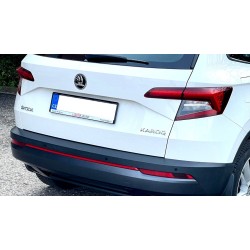 Škoda Karoq - Dekorativní lišta mezi odrazky OEM ČERVENÁ