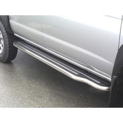 Boční nerezové nášlapy Nissan Pick Up