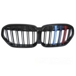 BMW X1 F48 LCI 2020-2022 - Přední maska černá lesklá double bar s trikolórou