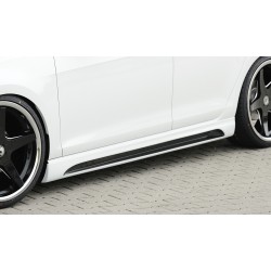 Rieger boční práh mont. strana pravá pro Seat Leon 5F 5-dvéř., 5-dvéř. (ST/Combi), r.v. 10/12-, plast ABS s povrchovou úpravou Carbon-Look, s prolisem a výřezem