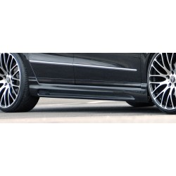 Rieger boční práh mont. strana levá pro Volkswagen Passat 3C combi, sedan vč. faceliftu, r.v. 03/05-07/10, 08/10-, plast ABS s povrchovou úpravou Carbon-Look, s prolisem a výřezem