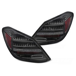 Mercedes třídy C W205 2014-2021 - zadní LED světla černá SEQ pro model s OEM žárovkovými světly