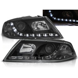 ŠKODA OCTAVIA 04-08 - přední černá  světla s LED svícením