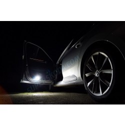 Škoda Superb III - LED osvětlení dveří