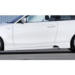 Rieger boční práh mont. strana pravá pro BMW řada 1 E81, E82, E88 2-dvéř., kabriolet, kupé, sedan, r.v. 09/04-08/11, 10/07-, plast ABS bez povrchové úpravy, s prolisem a výřezem